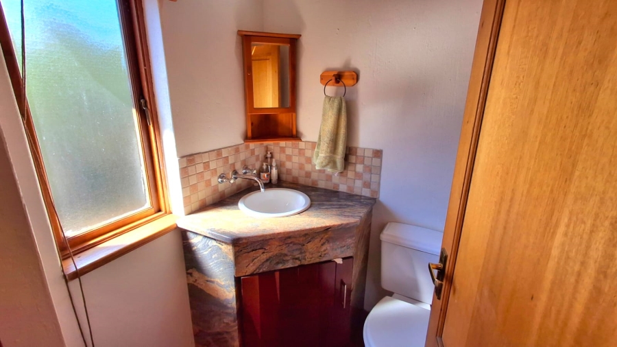 4 Bedroom Property for Sale in Boschenvaal River Front Lodges Free State